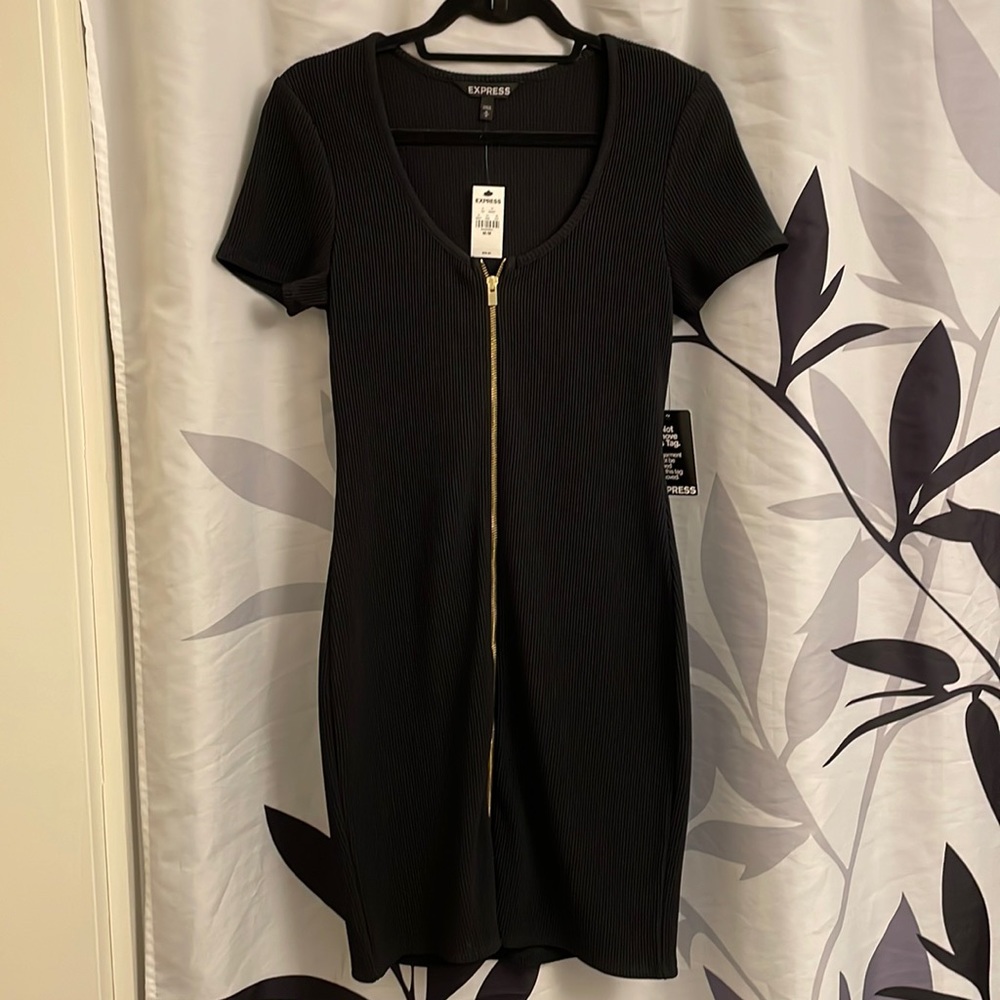 Express size M Black ribbed zip sheath dress
